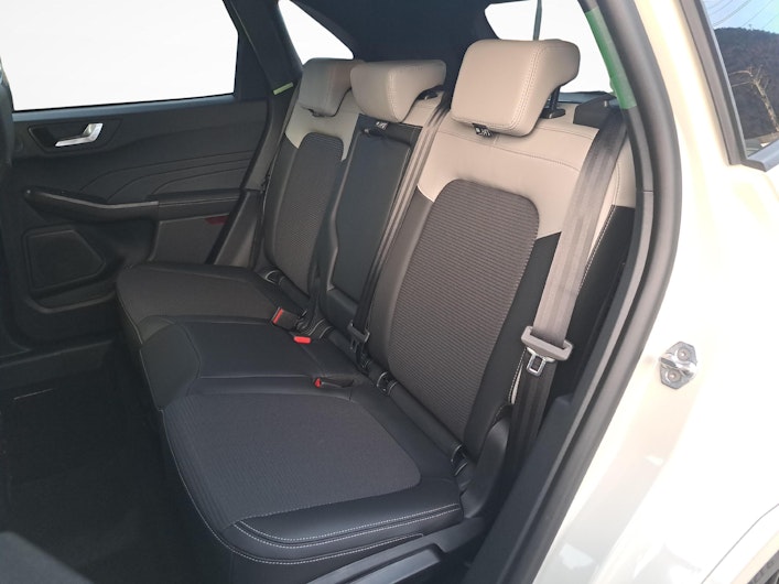 Vehicle image FORD KUGA