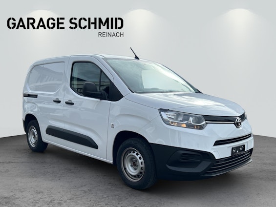 Vehicle image 8 Vehicle image 8