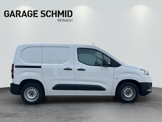 Vehicle image 7 Vehicle image 7