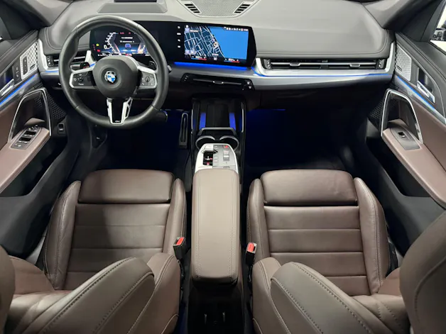 BMW X1 20d xDrive paddles