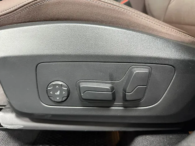 BMW X1 20d xDrive paddles