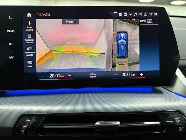 BMW X1 20d xDrive paddles