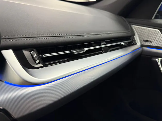 BMW X1 20d xDrive paddles