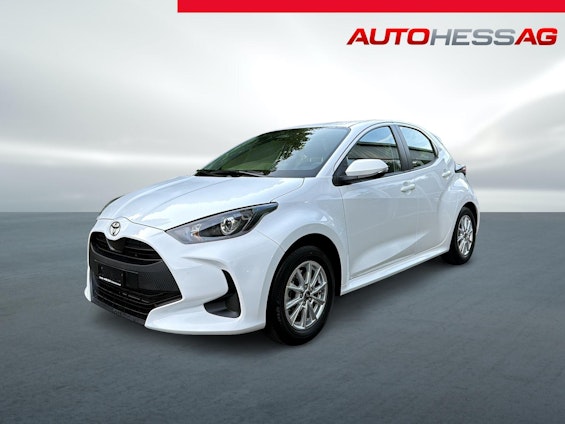 First vehicle image