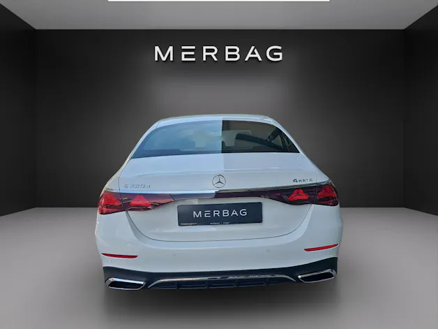 Mercedes-Benz E 220 d 4Matic 9G-Tronic
