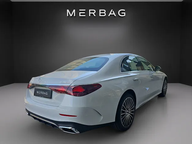 Mercedes-Benz E 220 d 4Matic 9G-Tronic