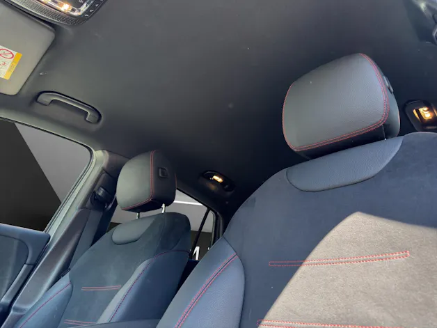 Mercedes-Benz GLA 220d 4M Swiss Star