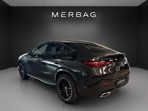 Mercedes-Benz GLC Coupé 300 de EQ Star
