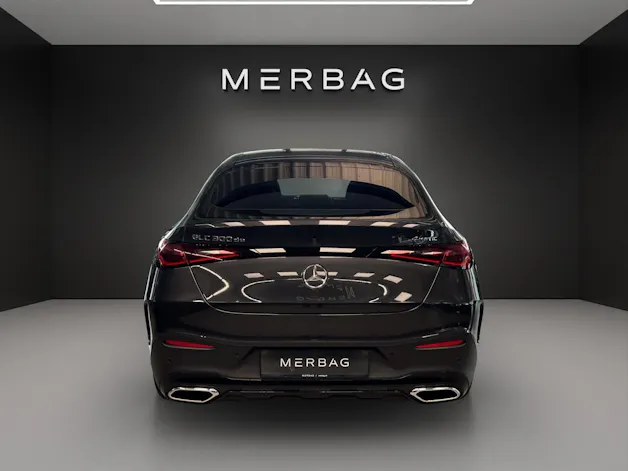 Mercedes-Benz GLC Coupé 300 de EQ Star