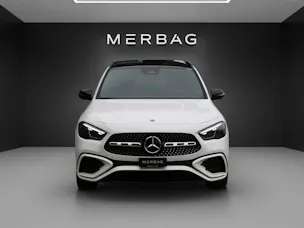 Mercedes-Benz GLA 200 7G-DCT Night Star