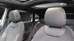 Mercedes-Benz GLA 200 7G-DCT Night Star