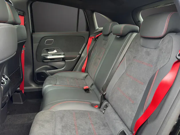 Mercedes-Benz GLA AMG 45 S 4Matic+ 8G-DCT