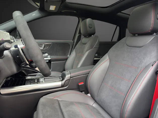Mercedes-Benz GLA AMG 45 S 4Matic+ 8G-DCT