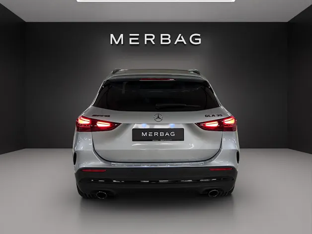 Mercedes-Benz GLA AMG 35 4Matic 8G-DCT