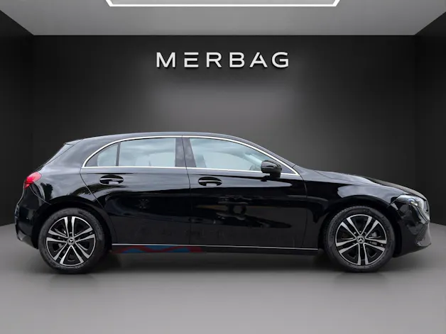 MERCEDES-BENZ A 180 d 8G-DCT