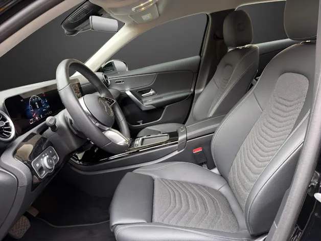 MERCEDES-BENZ A 180 d 8G-DCT