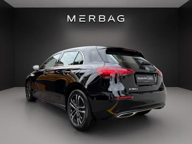 MERCEDES-BENZ A 180 d 8G-DCT