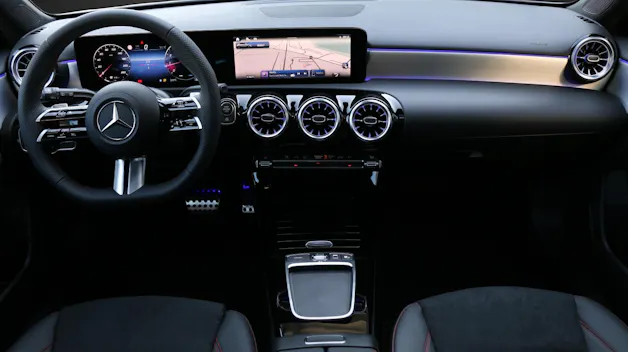 Mercedes-Benz A 200 7G-DCT