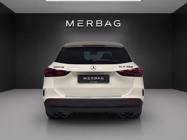 Mercedes-Benz GLA AMG 45 S 4M+8G-DCT