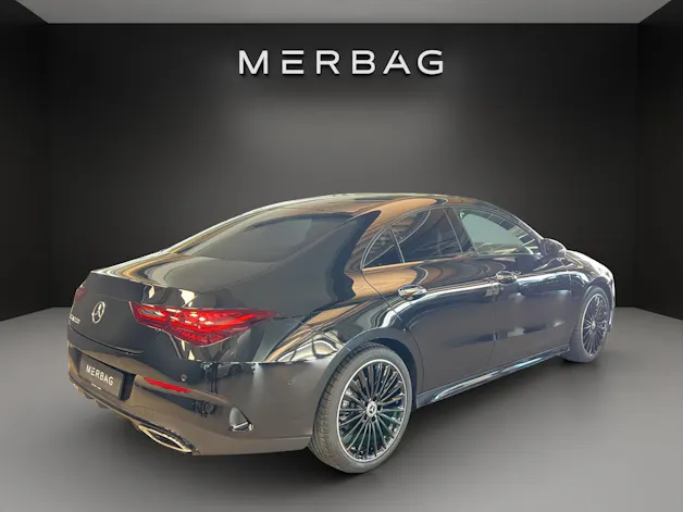 Mercedes-Benz CLA 200 7G-DCT AMG Line