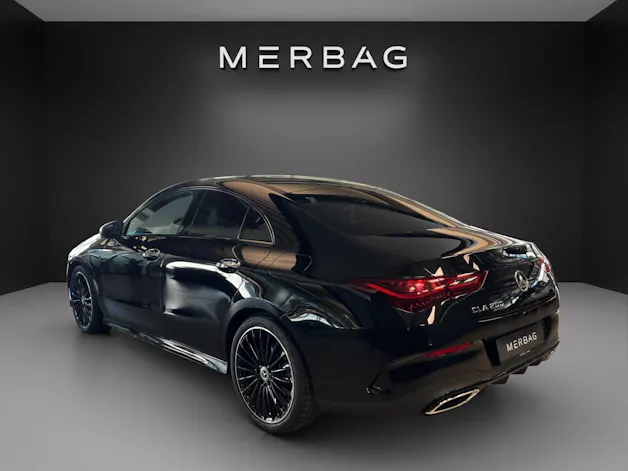 Mercedes-Benz CLA 200 7G-DCT AMG Line