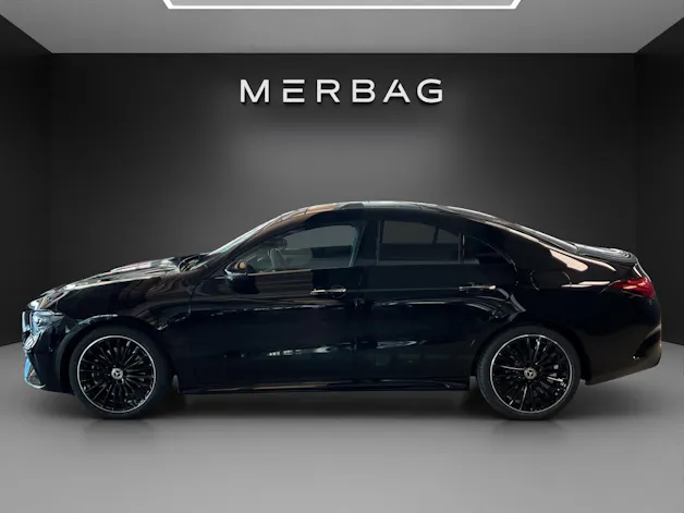 Mercedes-Benz CLA 200 7G-DCT AMG Line