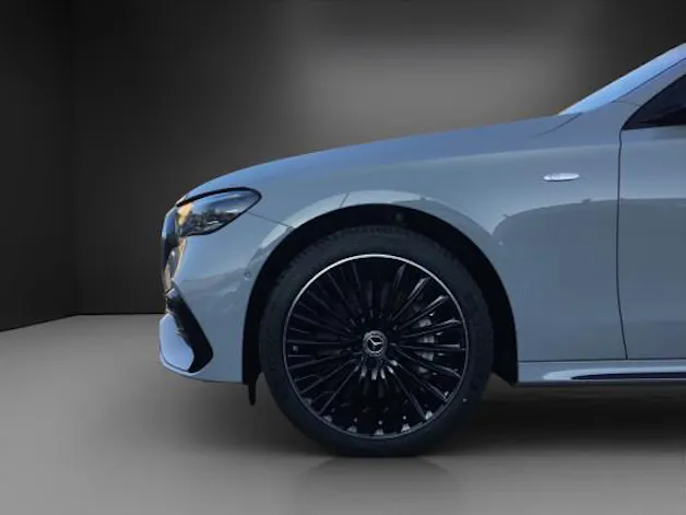Mercedes-Benz E 300 de 4M 9G-Tronic