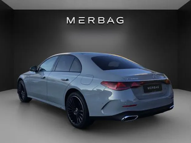 Mercedes-Benz E 300 de 4M 9G-Tronic