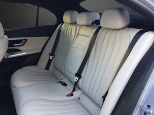 Mercedes-Benz E 300 de 4M 9G-Tronic