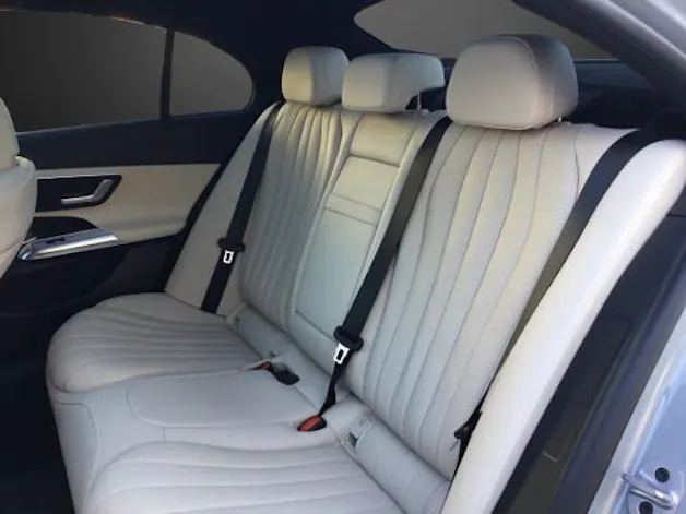 Mercedes-Benz E 300 de 4M 9G-Tronic