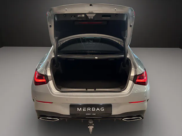 Mercedes-Benz CLA 250 4Matic 8G-DCT AMG Line