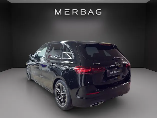 Mercedes-Benz B 220 4Matic 8G-DCT