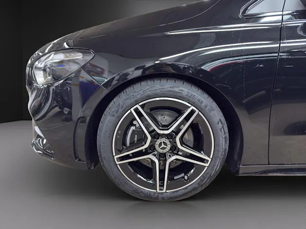 Mercedes-Benz B 220 4Matic 8G-DCT