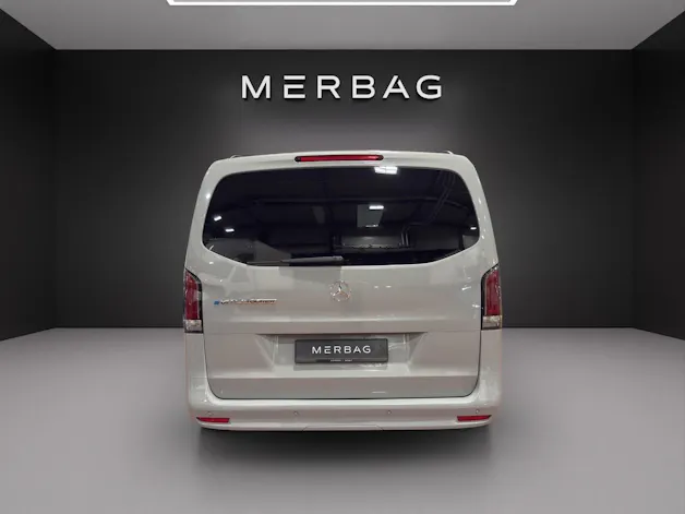 Mercedes-Benz eVito 126 Lang Tourer Pro