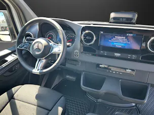 Mercedes-Benz Sprinter 317 CDI Lang 9G-TRONIC