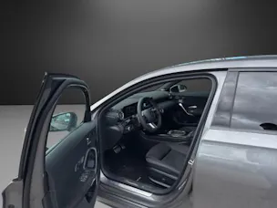 Mercedes-Benz A 200 7G-DCT