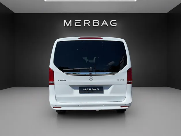 Mercedes-Benz V 300 d lang Avantgarde 4Matic 9G-Tronic