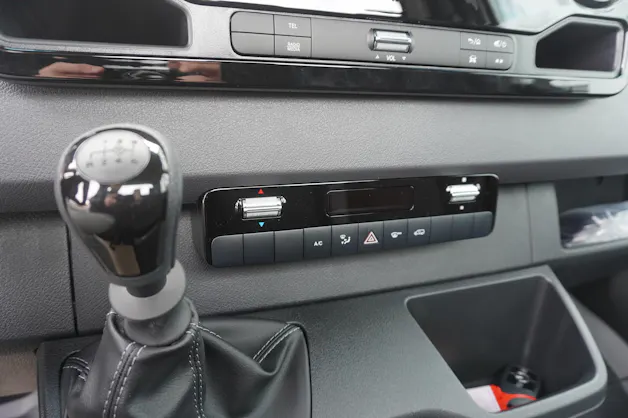 Mercedes-Benz Sprinter 317 CDI BASE CH 4325mm L