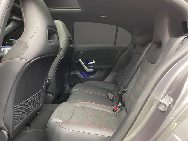 Mercedes-Benz A 220 4Matic 8G-DCT