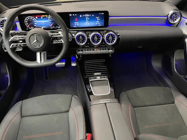 Mercedes-Benz A 220 4Matic 8G-DCT