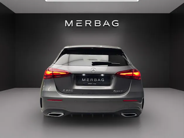 Mercedes-Benz A 220 4Matic 8G-DCT