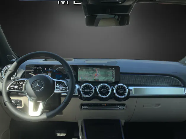 Mercedes-Benz EQB 300 4Matic Swiss Star