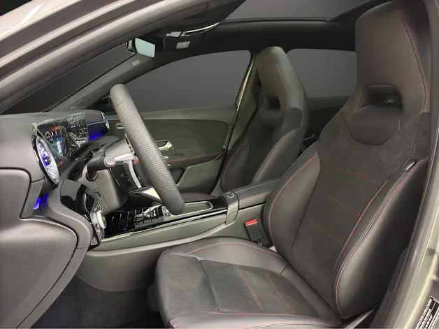 Mercedes-Benz A 220 4Matic 8G-DCT
