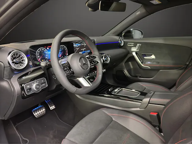 Mercedes-Benz A 220 4Matic 8G-DCT
