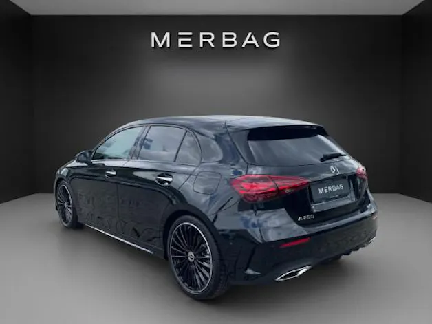 Mercedes-Benz A 200 7G-DCT