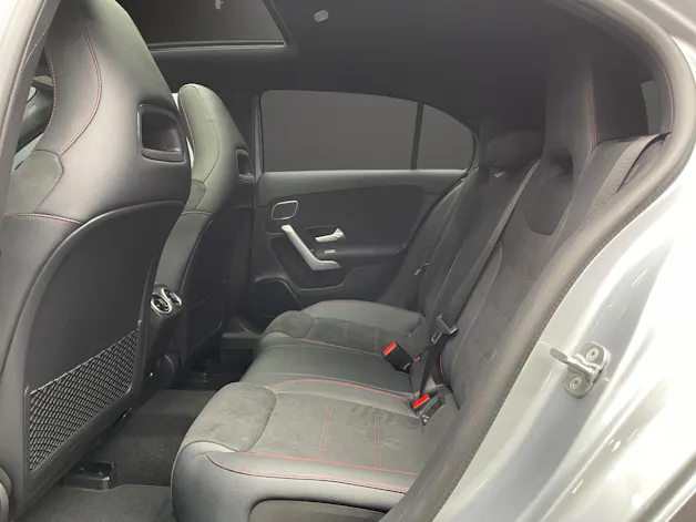 Mercedes-Benz A 250 e EQ Star 8G-DCT