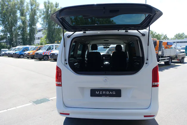 Mercedes-Benz V 300 d lang Avantgarde 4Matic 9G-Tronic