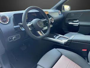 Mercedes-Benz EQA 300 4Matic