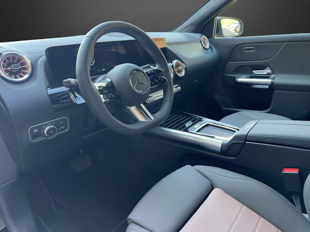 Mercedes-Benz EQA 300 4Matic