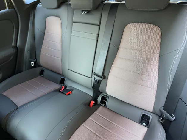 Mercedes-Benz EQA 300 4Matic